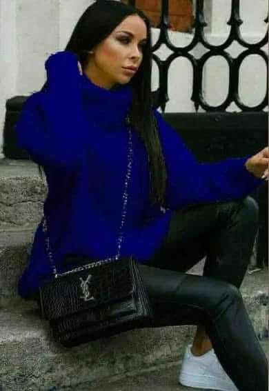 ROLL NECK JUMPER -BLUE